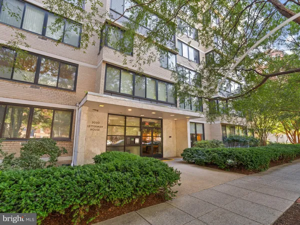 $299,999 | 2030 F Street Northwest, Unit 1008, Washington, DC 20006