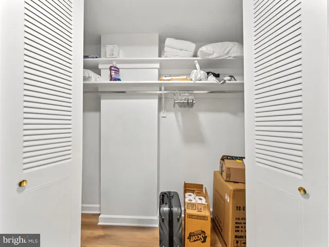 $330,000 | 2030 F Street Northwest, Unit 1008, Washington, DC 20006