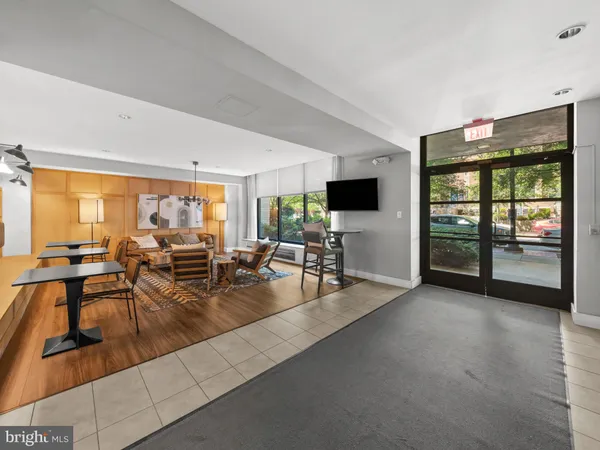$299,999 | 2030 F Street Northwest, Unit 1008, Washington, DC 20006