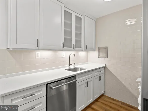 $299,999 | 2030 F Street Northwest, Unit 1008, Washington, DC 20006