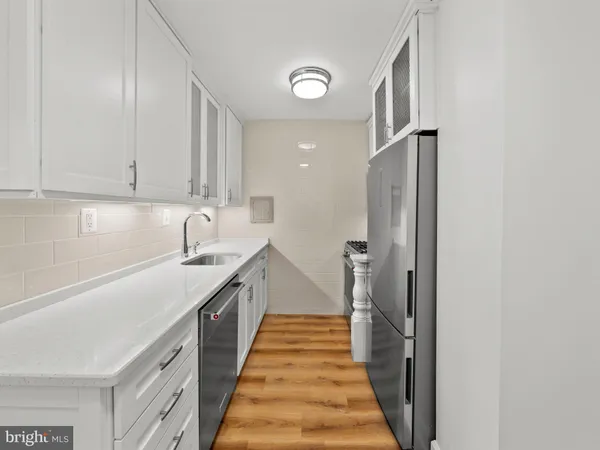 $299,999 | 2030 F Street Northwest, Unit 1008, Washington, DC 20006