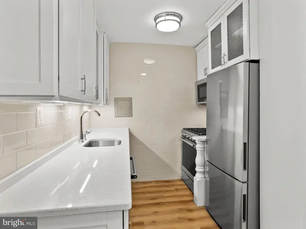 $299,999 | 2030 F Street Northwest, Unit 1008, Washington, DC 20006