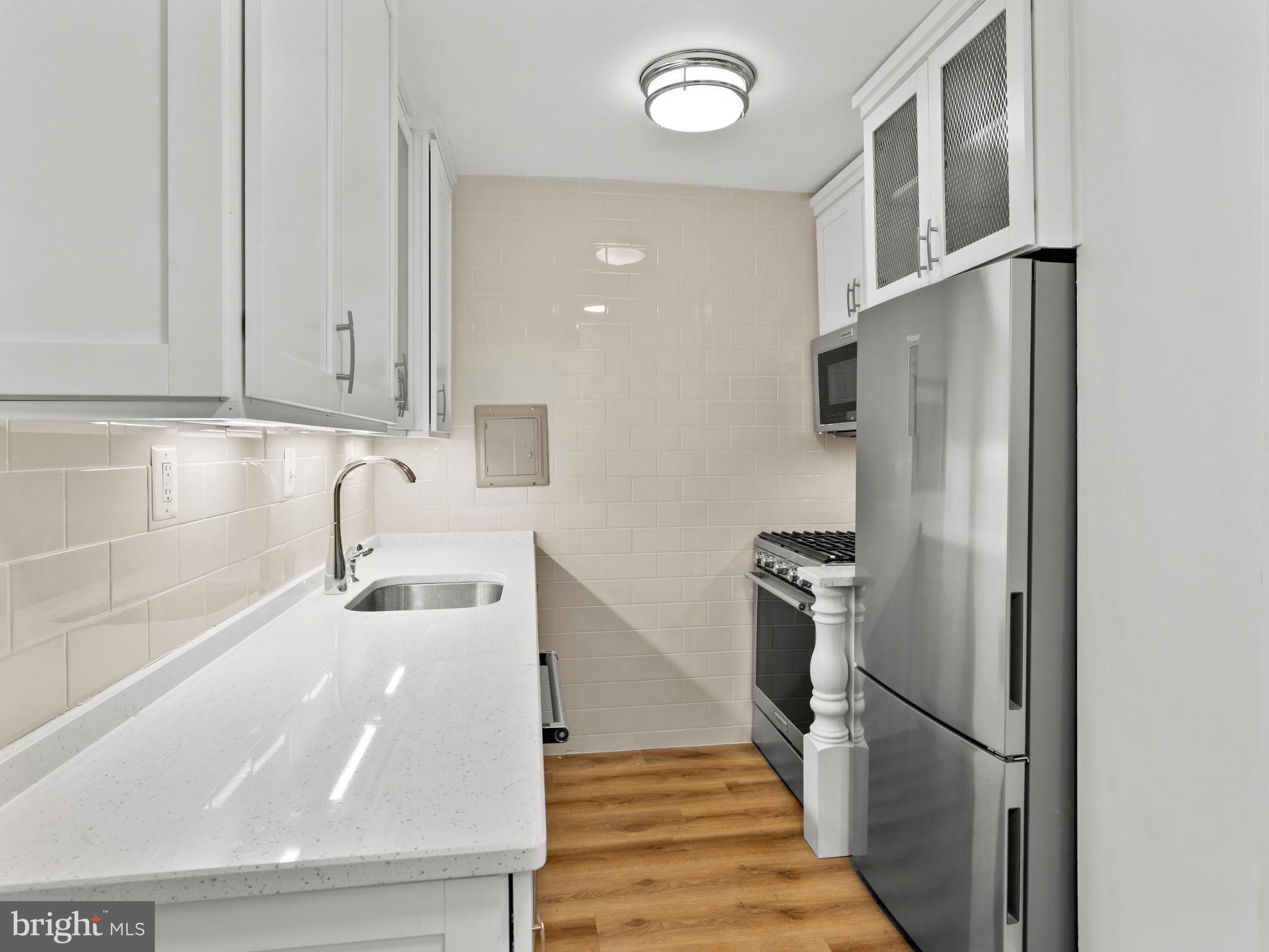 2030 F Street Northwest, Unit 1008 Washington, DC 20006 - Photo 6 of 21