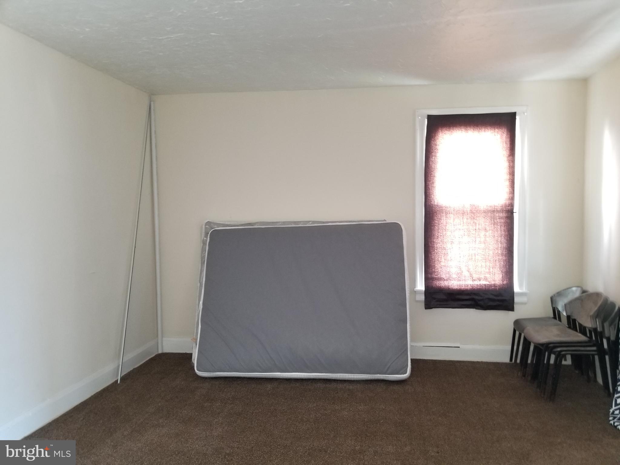 3411 Fairview Avenue Baltimore, MD 21216 - Photo 11 of 75