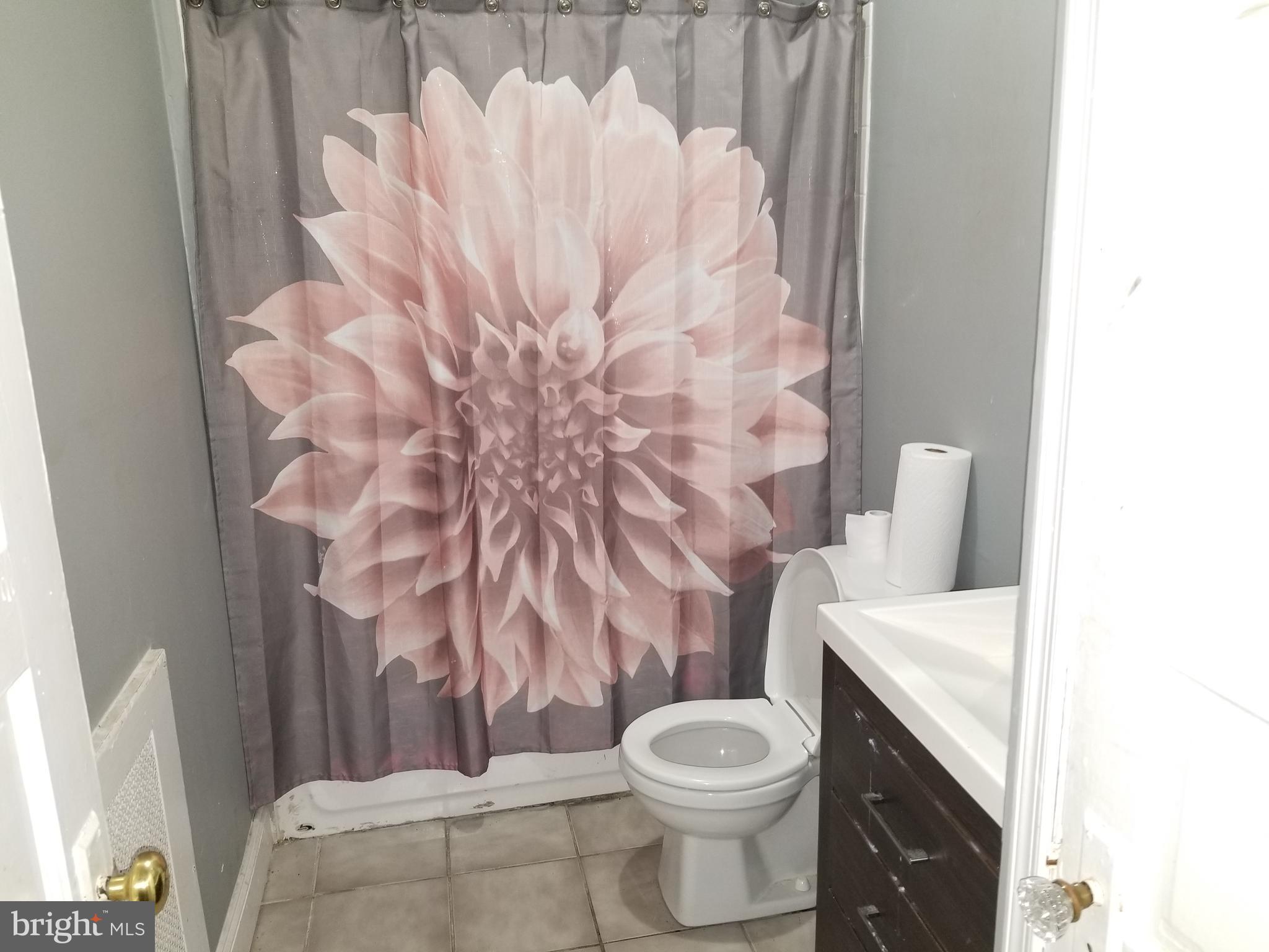 3411 Fairview Avenue Baltimore, MD 21216 - Photo 16 of 75