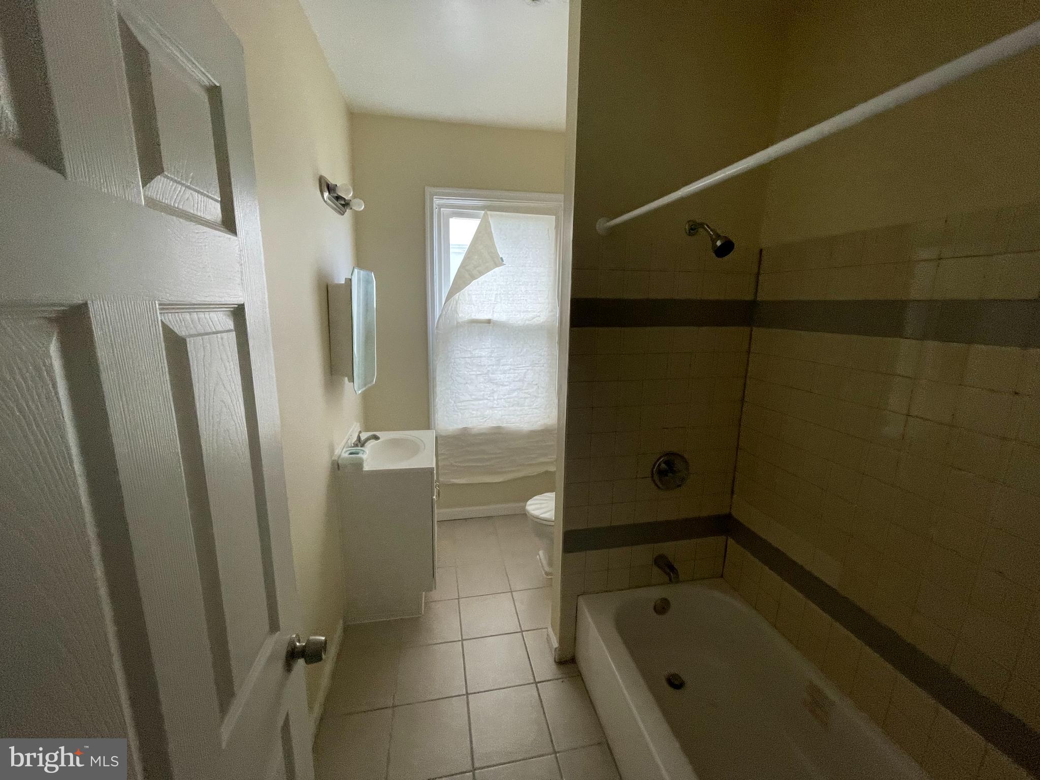 3411 Fairview Avenue Baltimore, MD 21216 - Photo 32 of 75