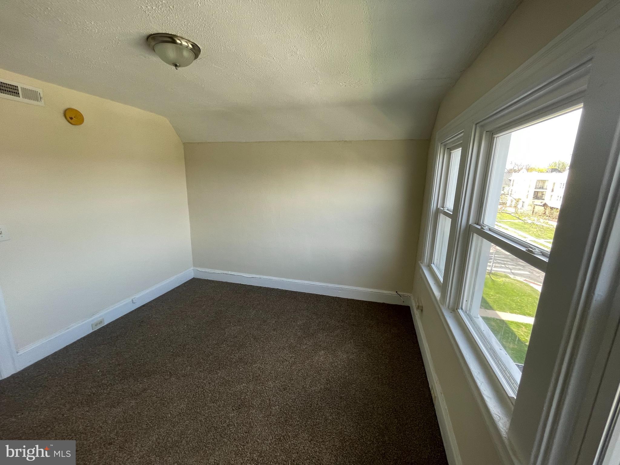 3411 Fairview Avenue Baltimore, MD 21216 - Photo 61 of 75