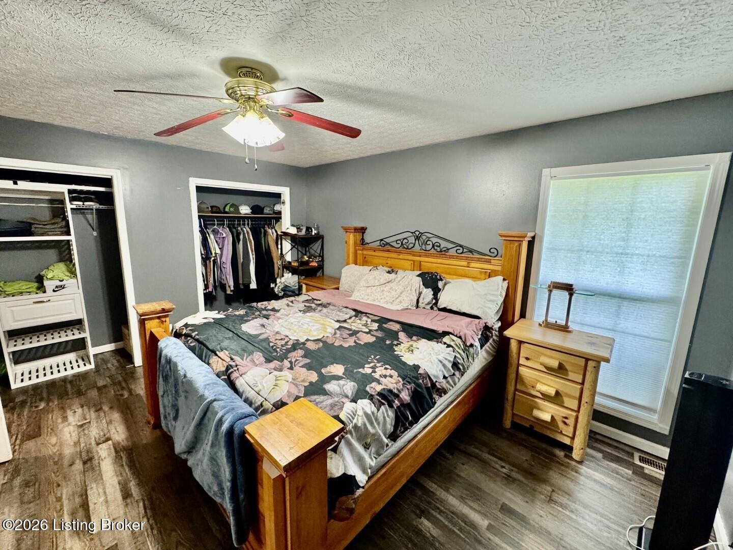 4666 Cissellville Road Springfield, KY 40069 - Photo 12 of 27 012_Bedroom