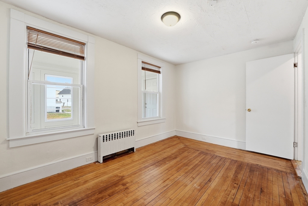 1016 Chestnut Street Palmer, MA 01069 - Photo 12 of 17