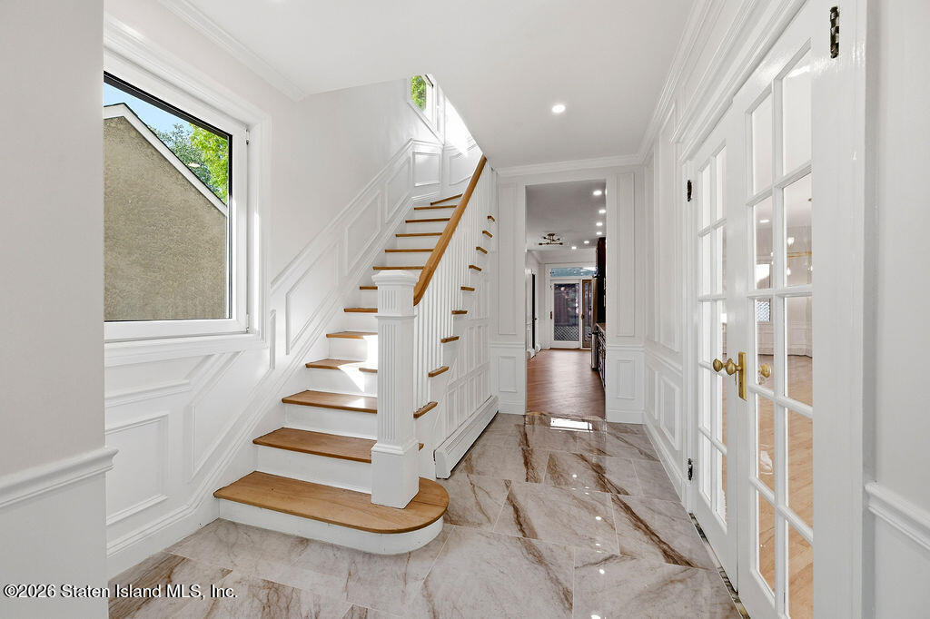 55 Wadsworth Road Staten Island, NY 10305 - Photo 6 of 47 55-wadsworth-rd-6