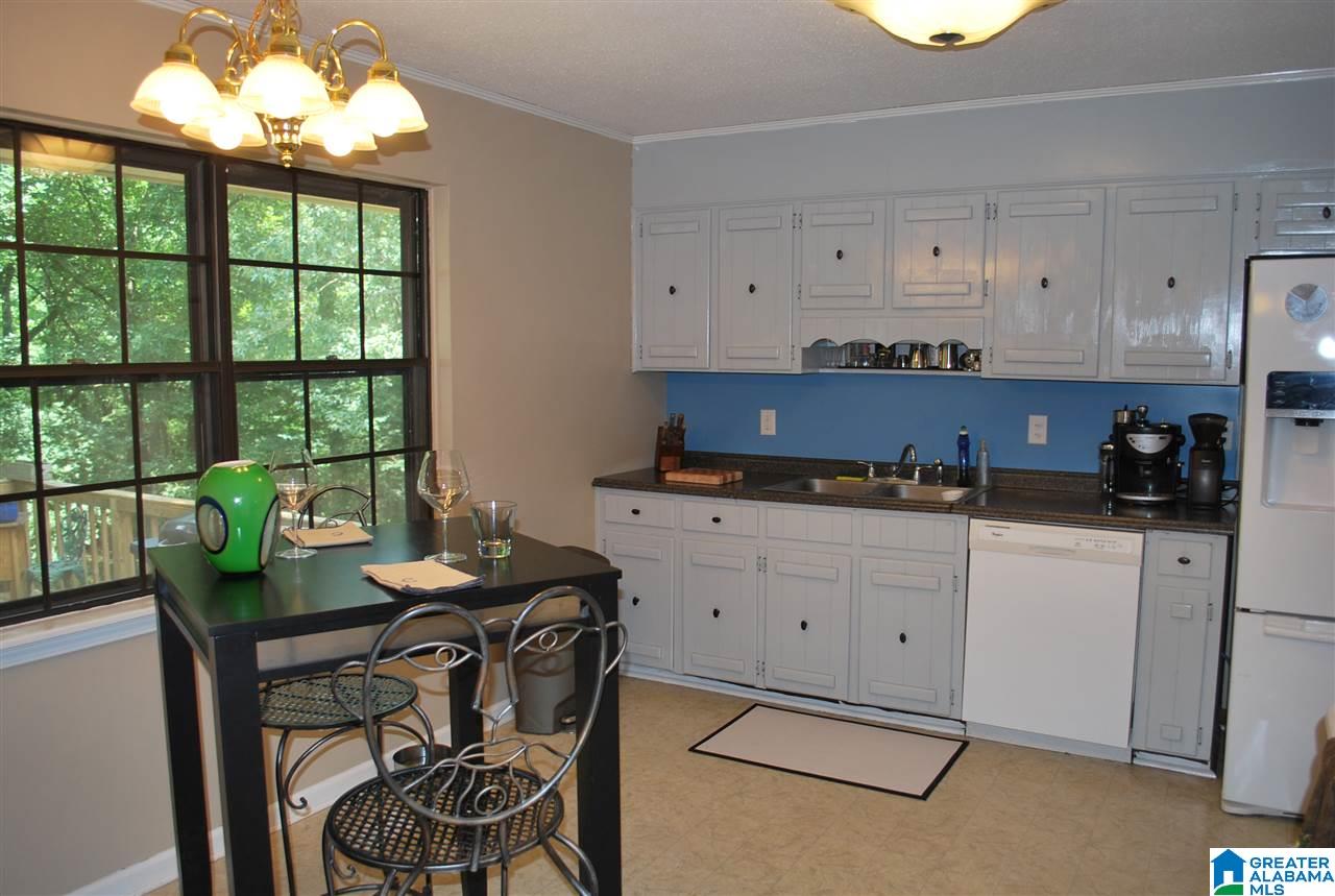 1111 Henry Drive Alabaster, AL 35007 - Photo 5 of 35