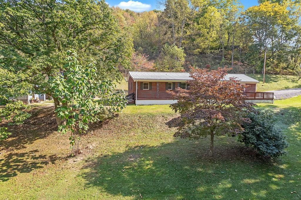 944 Spring Hill Road Cedar Bluff, VA 24609 - Photo 2 of 40 Gallery Image 2