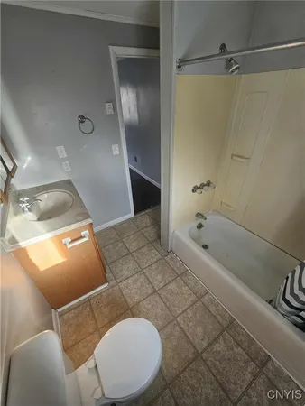 $850 | 32453-179 179th, Chaumont, NY 13622