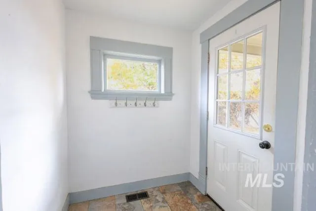 $255,000 | 622 West Commercial Street, Weiser, ID 83672