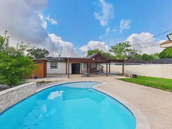 $219,900 | 9770 Shepherd Drive, Beaumont, TX 77707