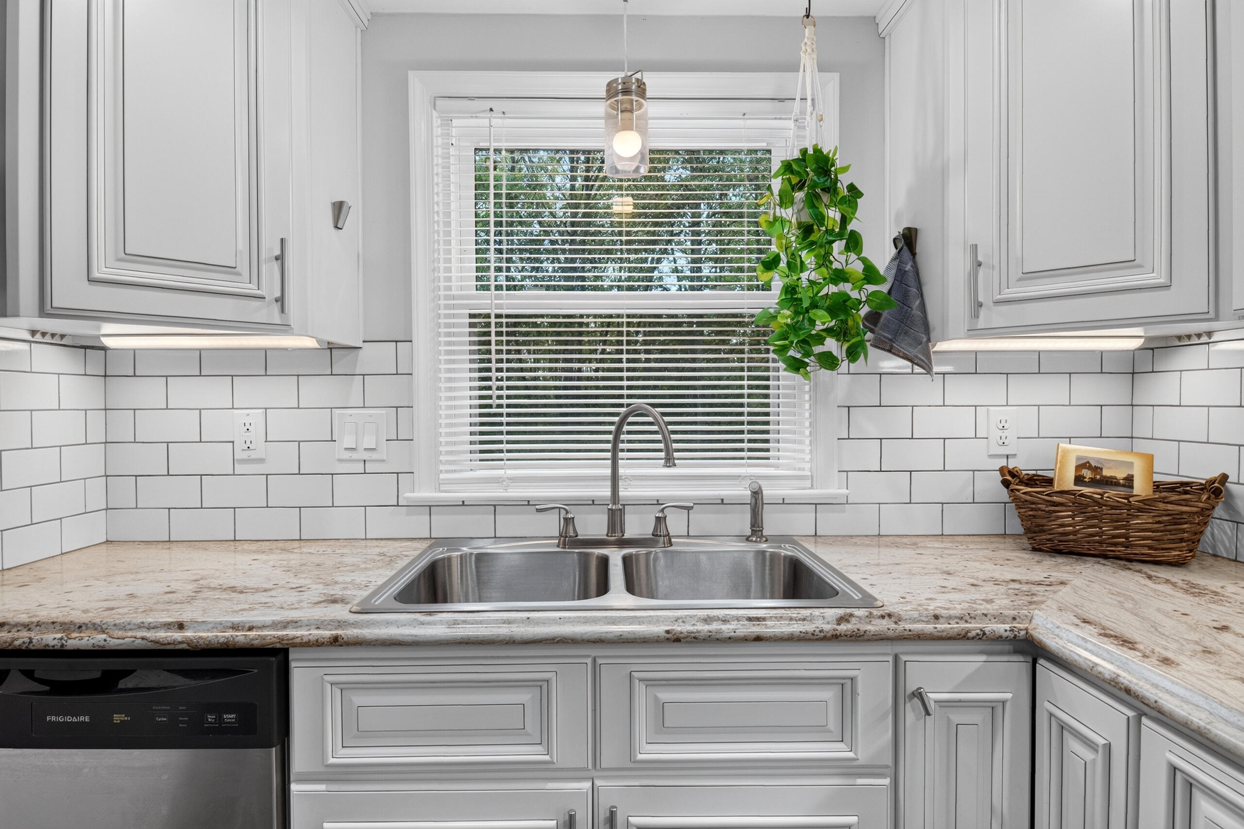 5350 Bishop Creek Road Lynch Station, VA 24571 - Photo 6 of 47 Kitchen