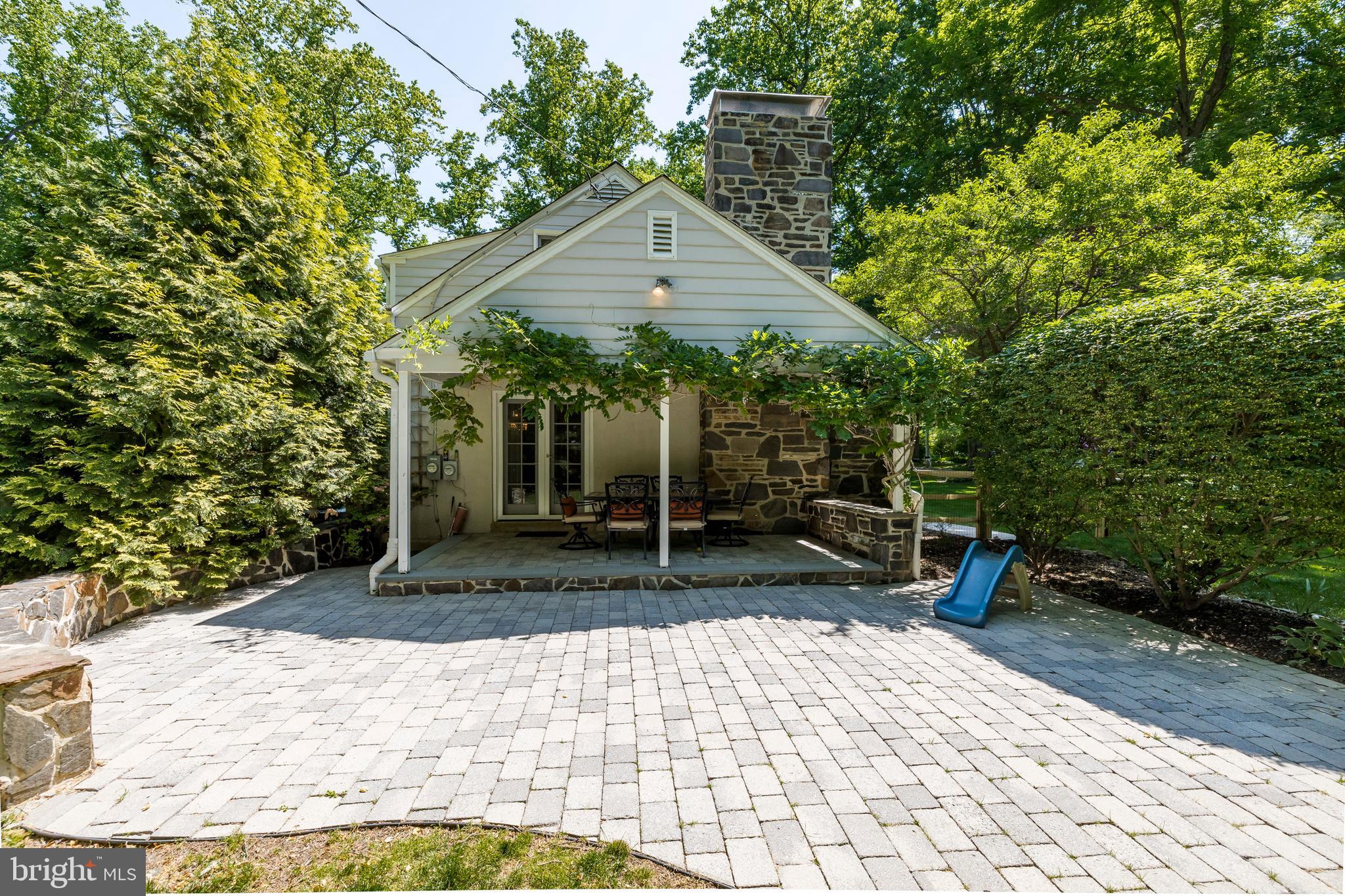 203 Spencer Road Devon, PA 19333 - Photo 36 of 42 Side Patio