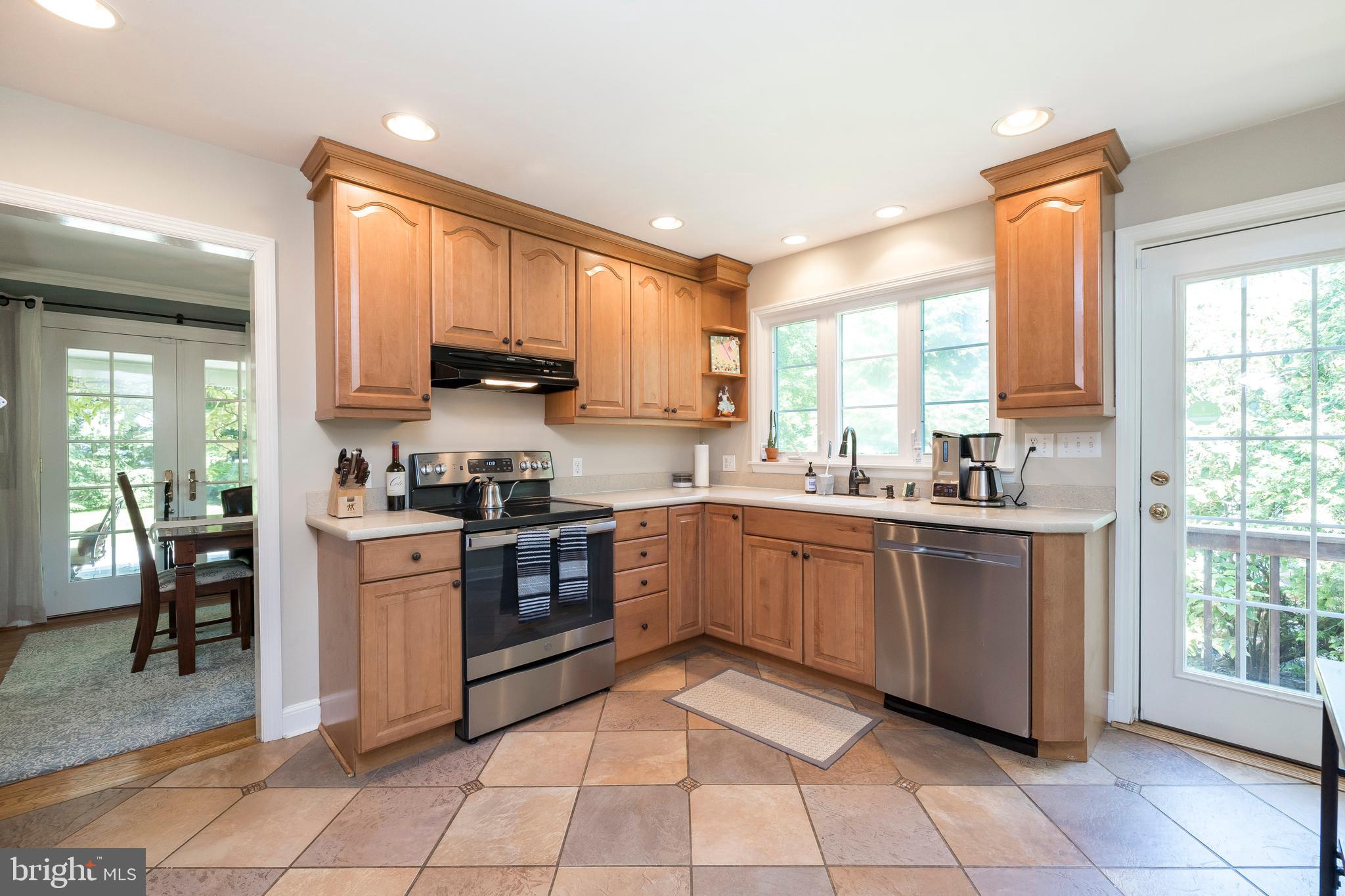 203 Spencer Road Devon, PA 19333 - Photo 9 of 42 Kitchen