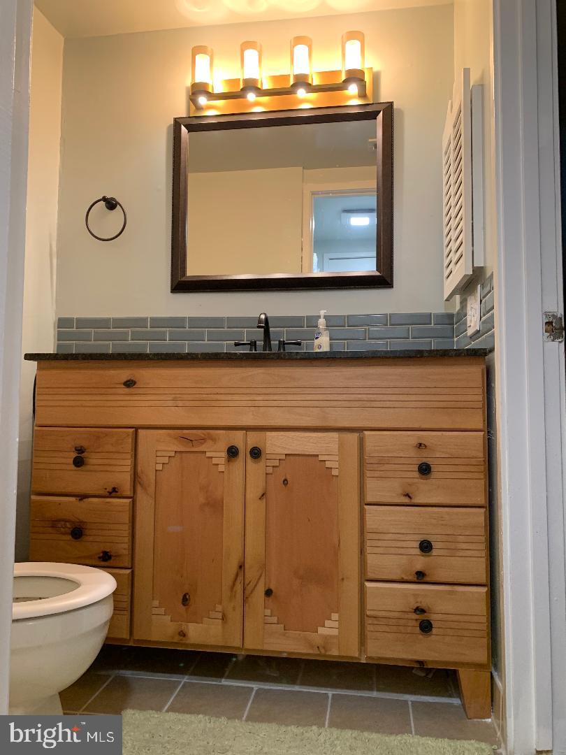 9647 White Acre Road, Unit B4 Columbia, MD 21045 - Photo 14 of 19 Bathroom