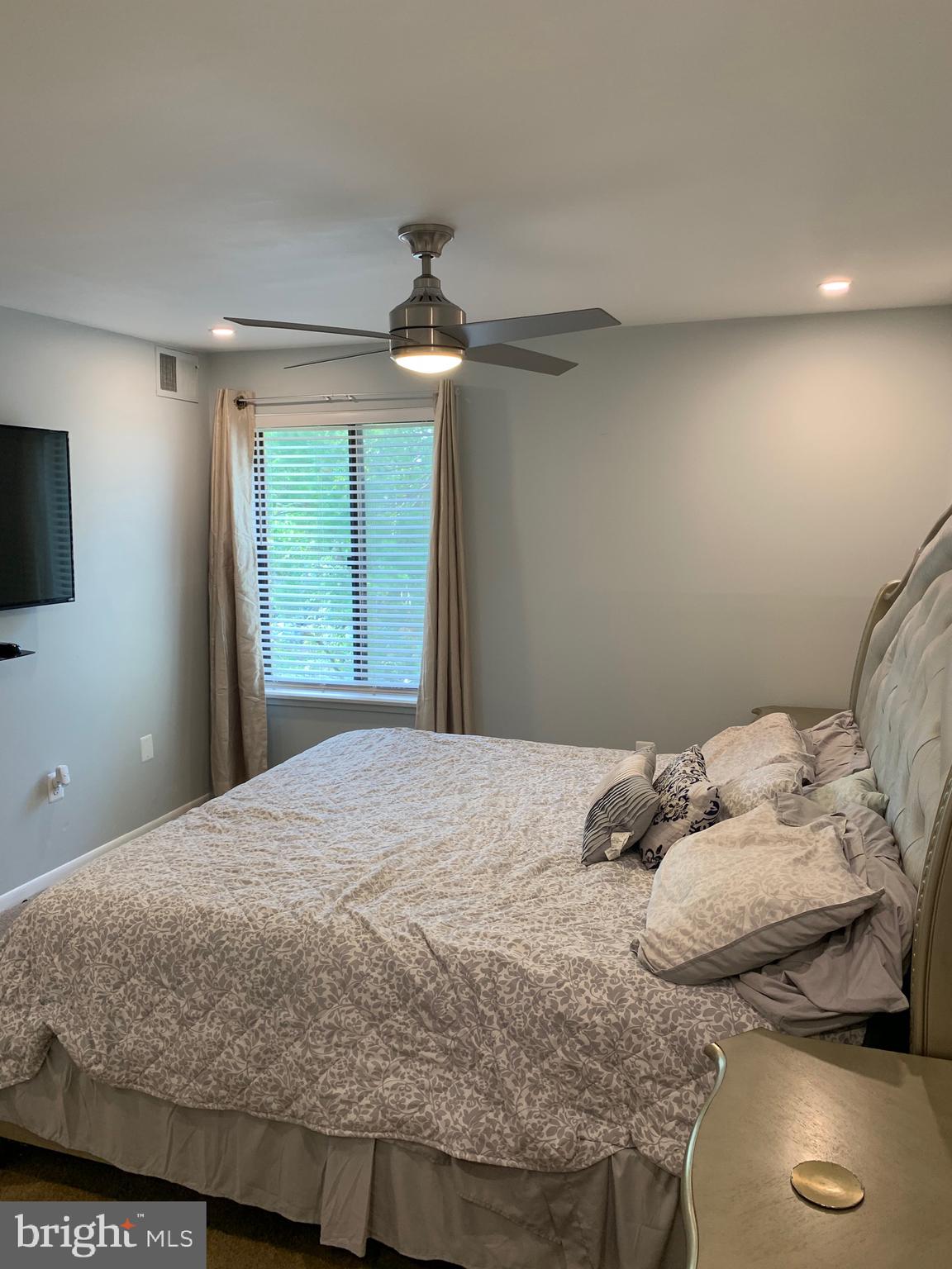 9647 White Acre Road, Unit B4 Columbia, MD 21045 - Photo 17 of 19