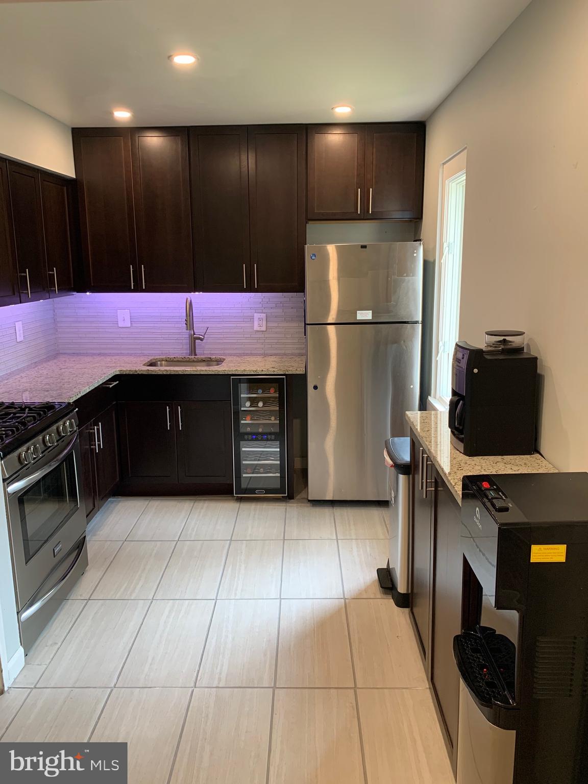 9647 White Acre Road, Unit B4 Columbia, MD 21045 - Photo 3 of 19