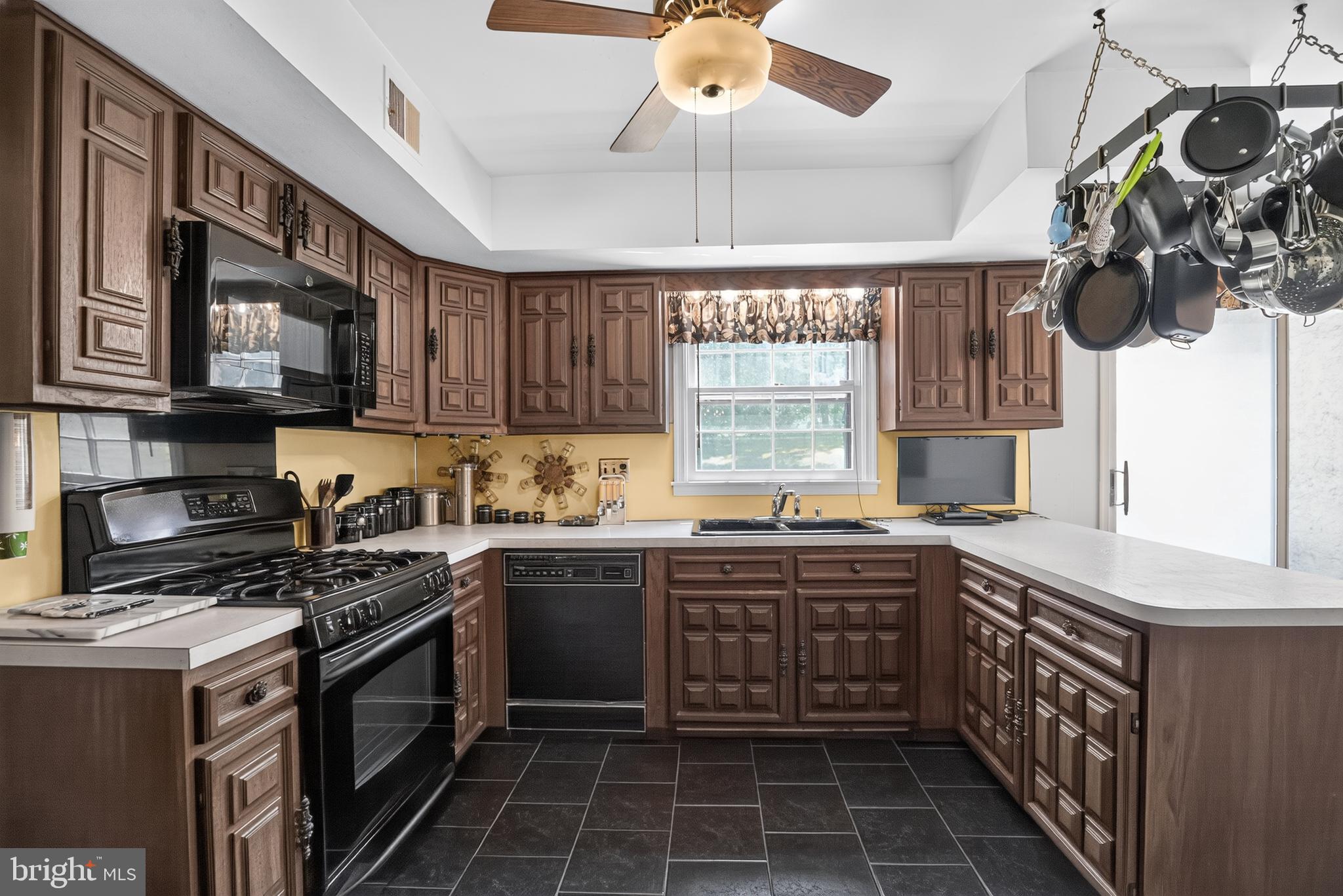 1429 Hopeland Road Wyncote, PA 19095 - Photo 12 of 31