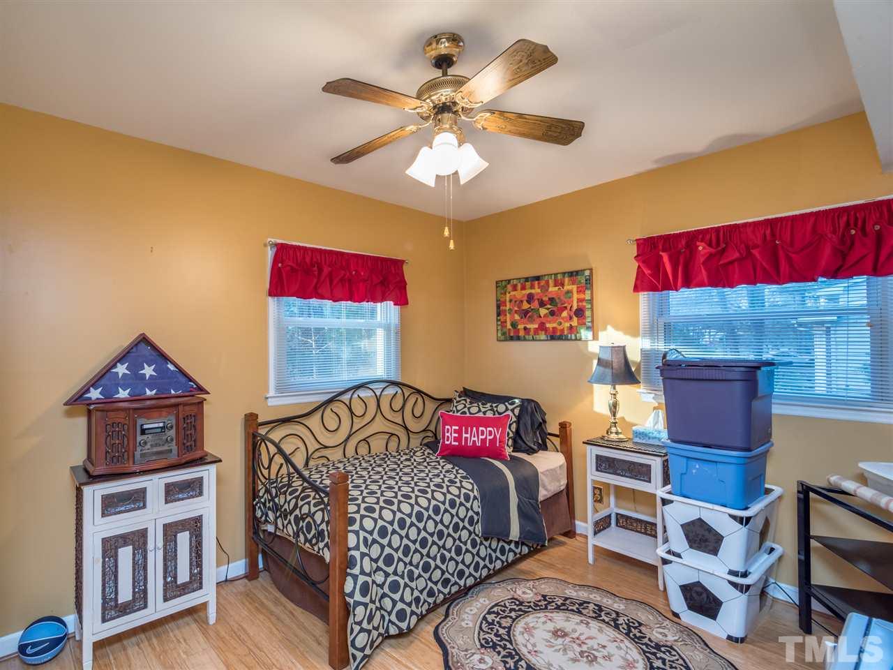 709 Tinkerbell Road Chapel Hill, NC 27517 - Photo 10 of 15 Gallery Image 10