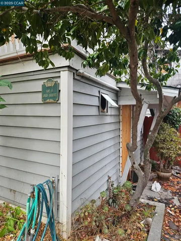 $299,999 | 802 Ohio Street, Vallejo, CA 94590