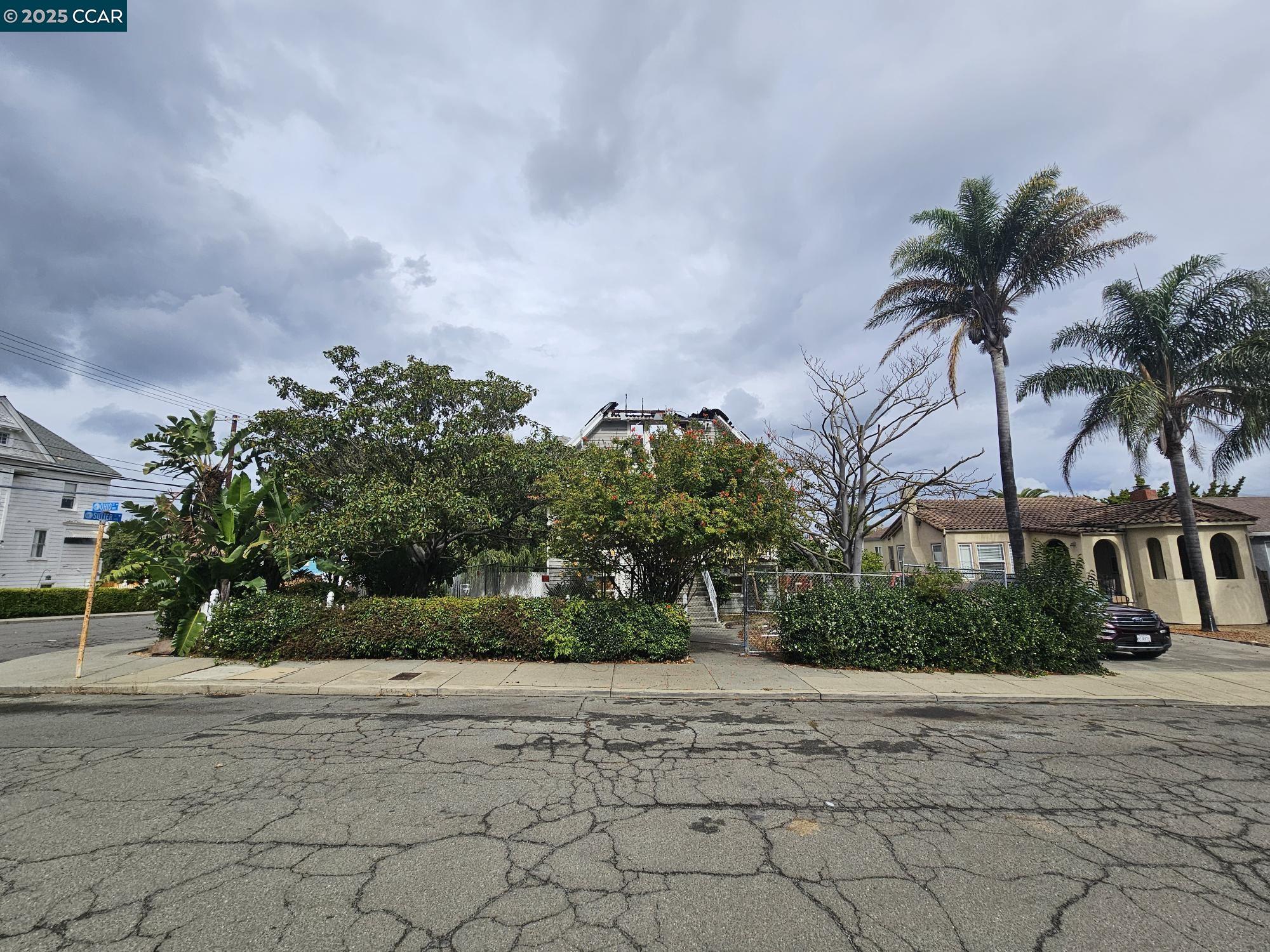 802 Ohio Street Vallejo, CA 94590 - Photo 7 of 14 a view of multiple houses with a street