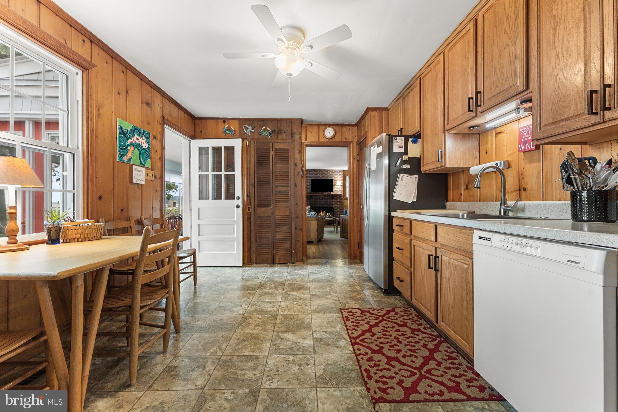 924 Blackbeard Pond Road Hague, VA 22469 - Photo 17 of 48 Kitchen - Entry to River Room