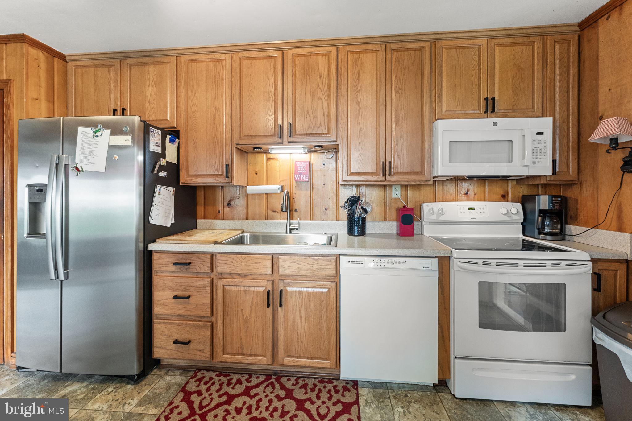 924 Blackbeard Pond Road Hague, VA 22469 - Photo 18 of 48 Kitchen