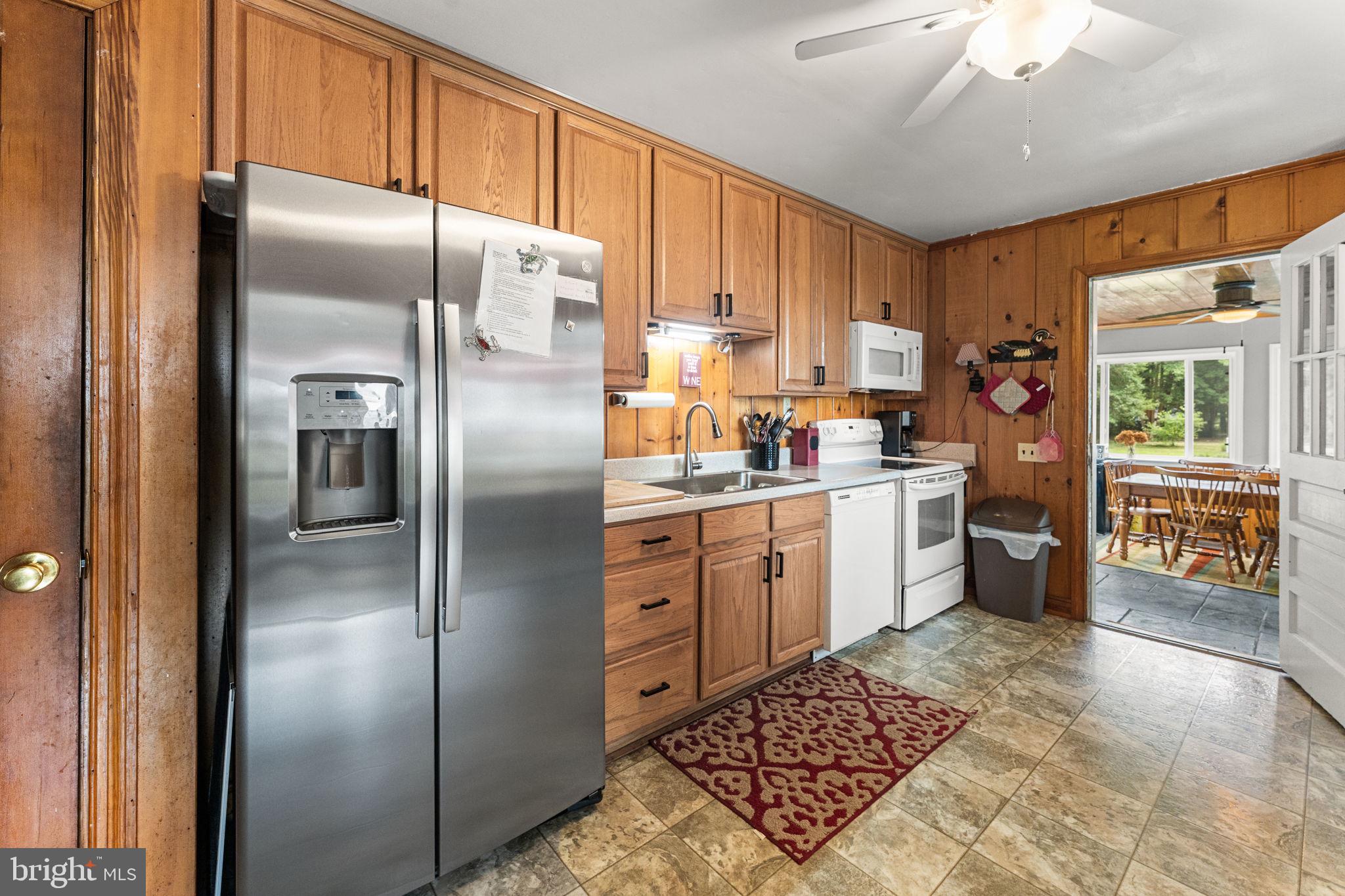 924 Blackbeard Pond Road Hague, VA 22469 - Photo 19 of 48 Kitchen