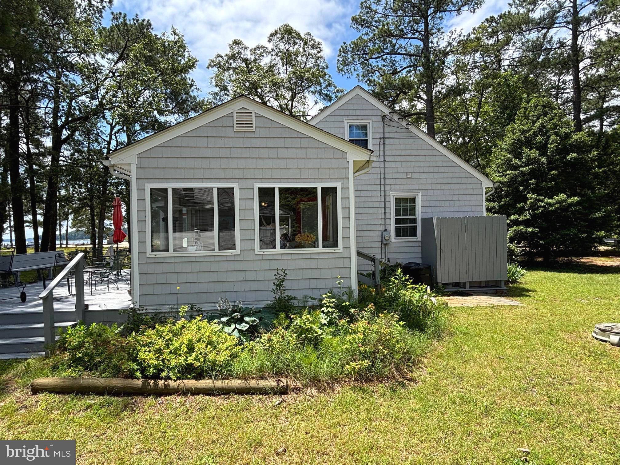 924 Blackbeard Pond Road Hague, VA 22469 - Photo 9 of 48 Side of House