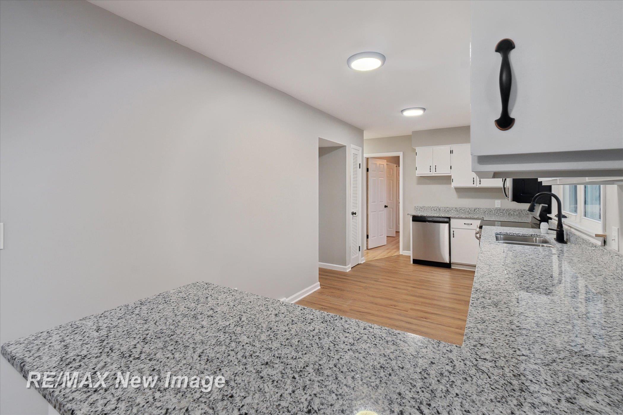 580 Rustic Road Saginaw, MI 48604 - Photo 15 of 34 50165011-3d009150-53df-45c5-b8ea-947d3faf881a.JPG