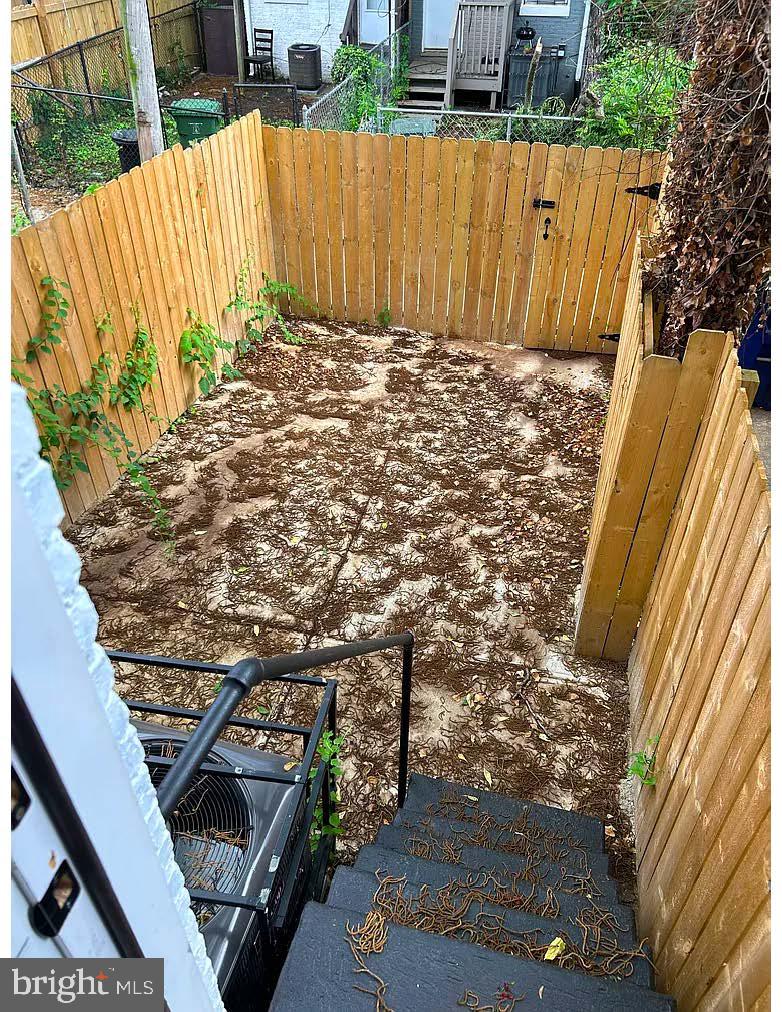 2109 Ridgehill Avenue Baltimore, MD 21217 - Photo 9 of 10