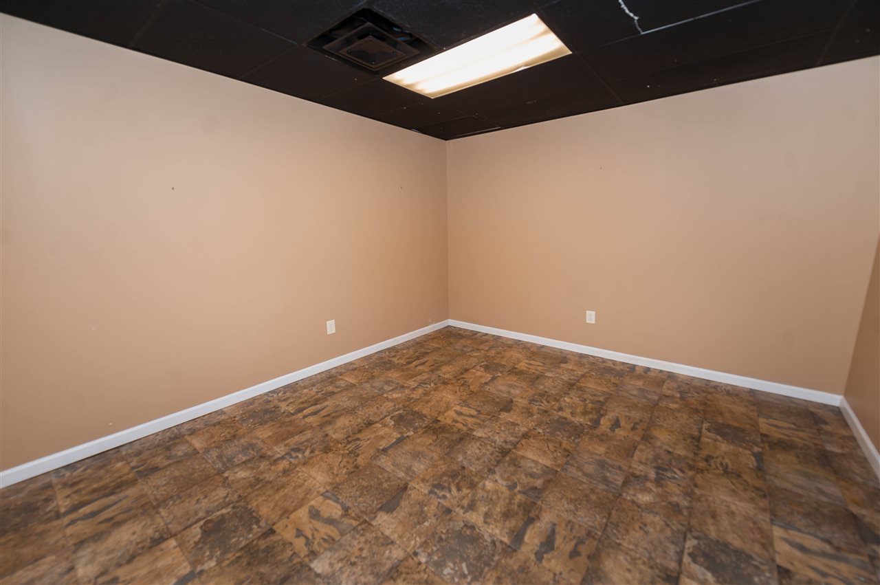 750 Wilkins Road Campobello, SC 29322 - Photo 22 of 35
