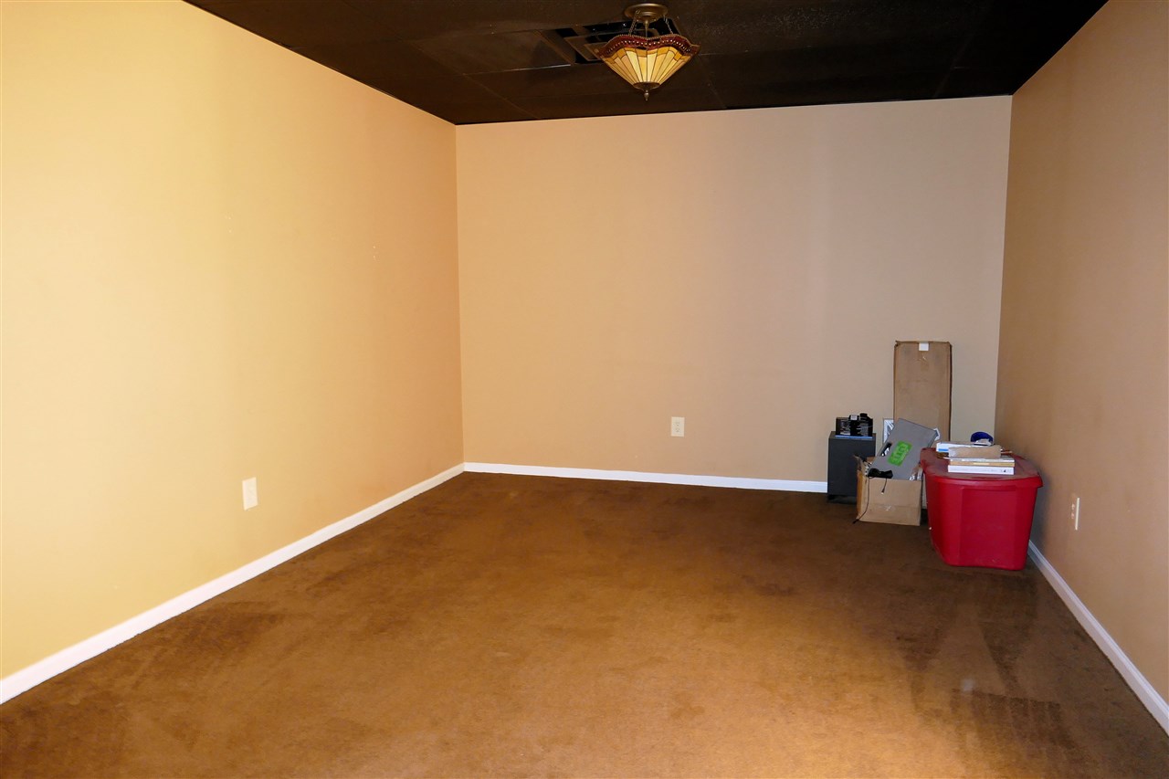 750 Wilkins Road Campobello, SC 29322 - Photo 23 of 35