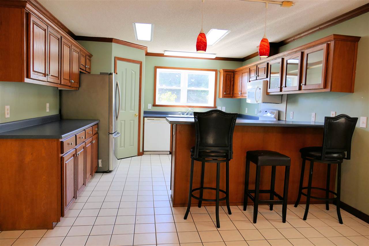 750 Wilkins Road Campobello, SC 29322 - Photo 5 of 35