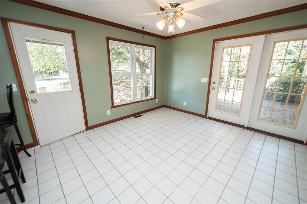 750 Wilkins Road Campobello, SC 29322 - Photo 6 of 35