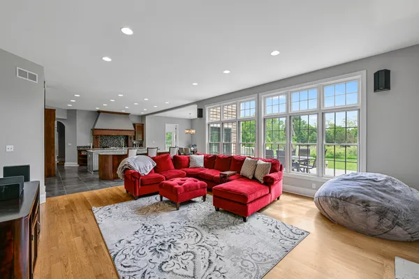 $1,449,900 | W292-s5474 Fox Run Court, Waukesha, WI 53189