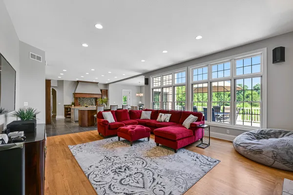 $1,449,900 | W292-s5474 Fox Run Court, Waukesha, WI 53189