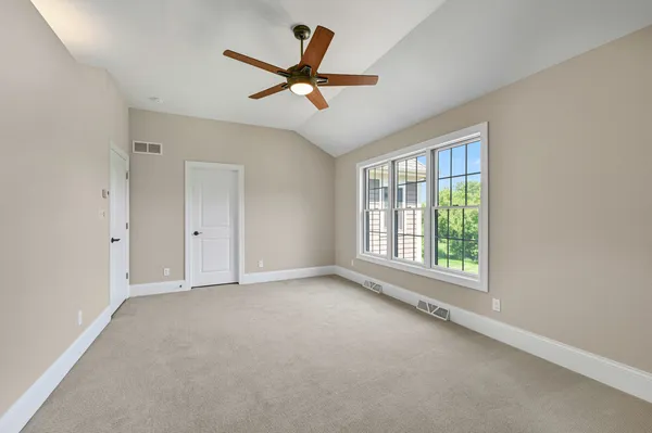 $1,449,900 | W292-s5474 Fox Run Court, Waukesha, WI 53189