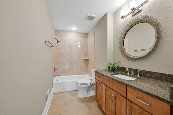 $1,449,900 | W292-s5474 Fox Run Court, Waukesha, WI 53189