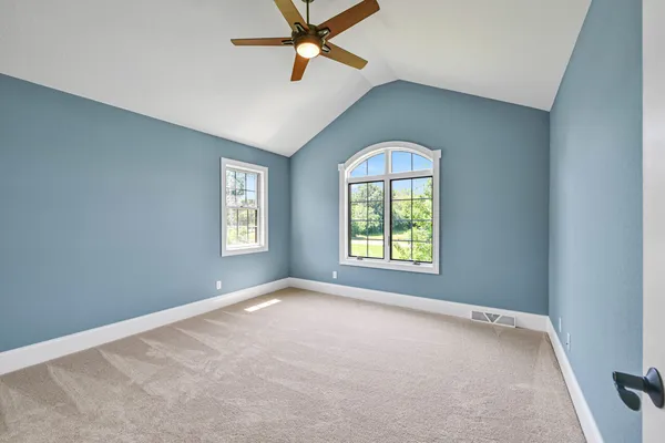 $1,449,900 | W292-s5474 Fox Run Court, Waukesha, WI 53189