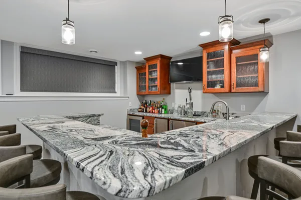 $1,449,900 | W292-s5474 Fox Run Court, Waukesha, WI 53189