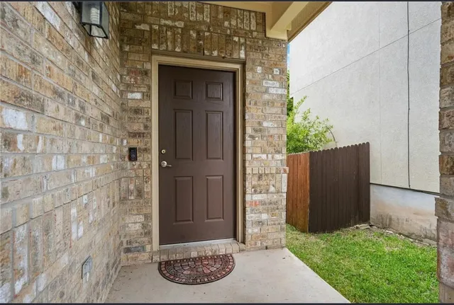 $429,000 | 2117 Sage Canyon Drive, Cedar Park, TX 78613
