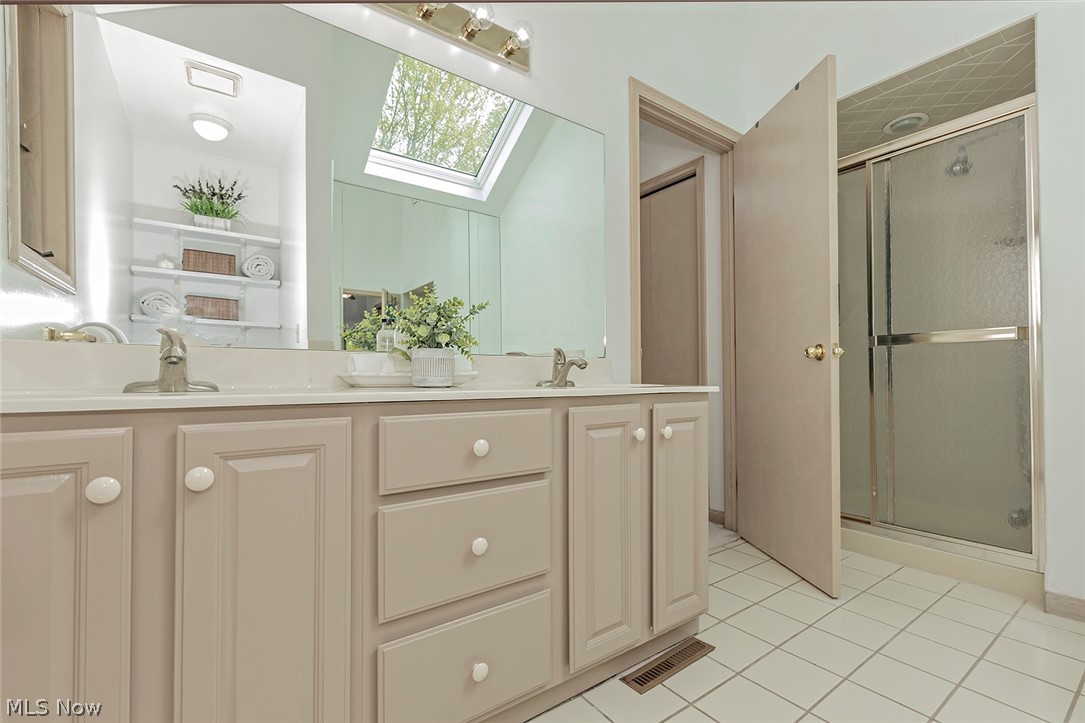 6220 Coldstream Road Cleveland, OH 44143 - Photo 21 of 31 Gallery Image 21