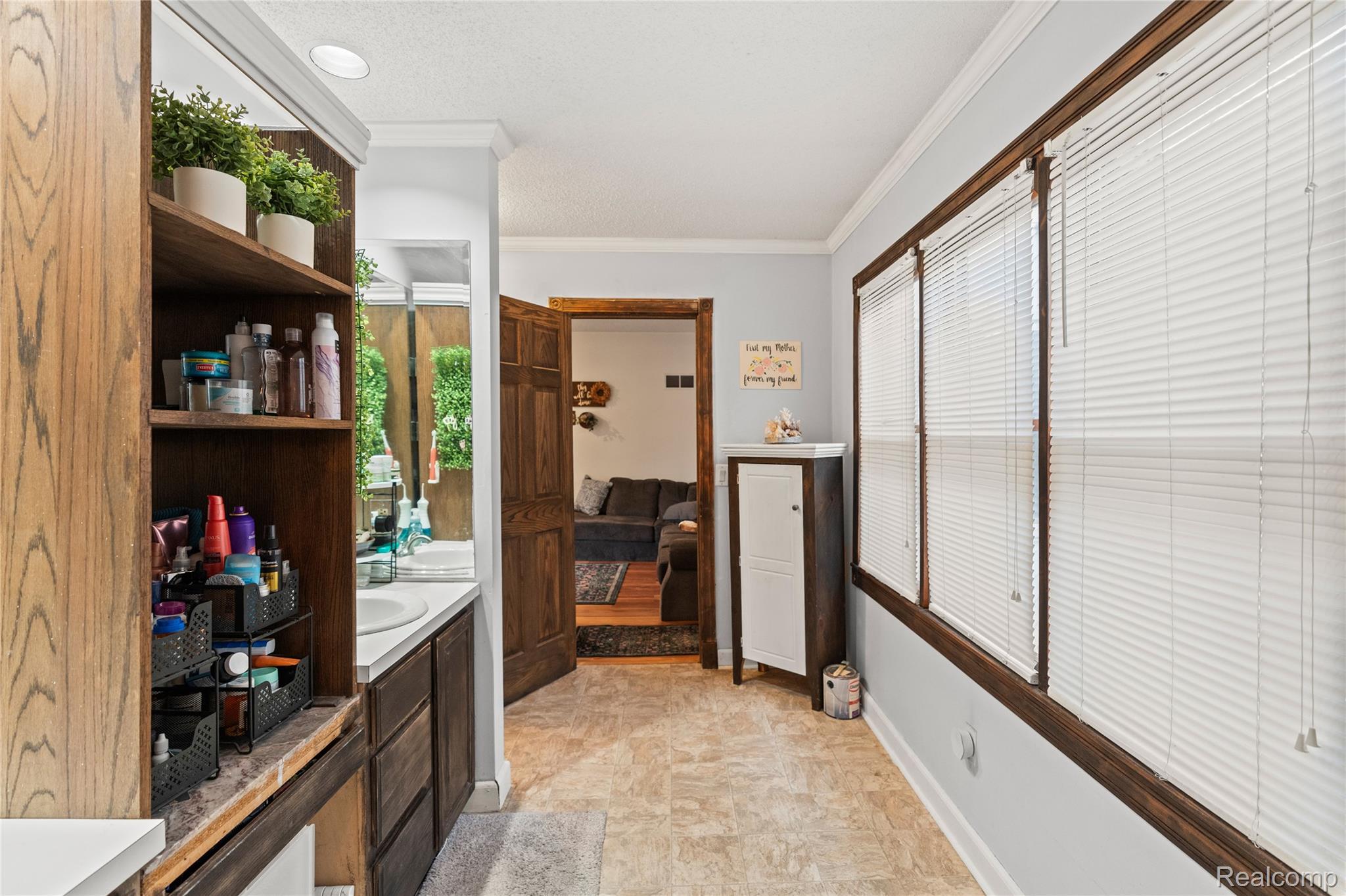 6076 East Carpenter Road Flint, MI 48506 - Photo 30 of 67 6076 E Carpenter Rd 50 - Copy.jpg