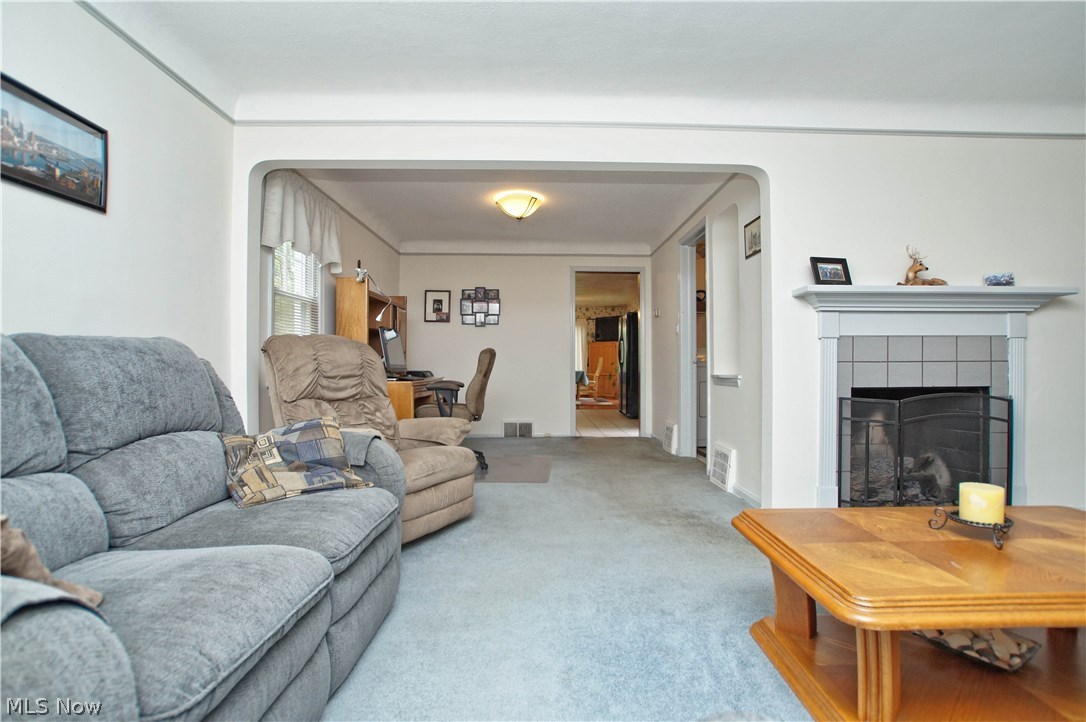 1273 Ford Road Lyndhurst, OH 44124 - Photo 6 of 32 Living room looking into dining area which is currently used as an office.