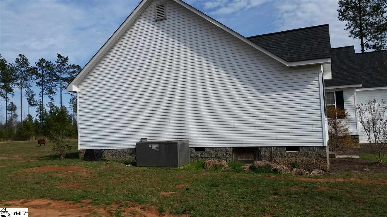 421 Youngblood Road Edgefield, SC 29824 - Photo 3 of 19 Gallery Image 3